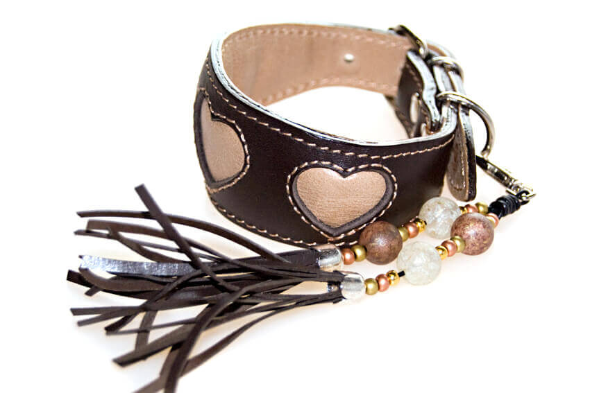 Beige hearts collar with matching handmade tassel