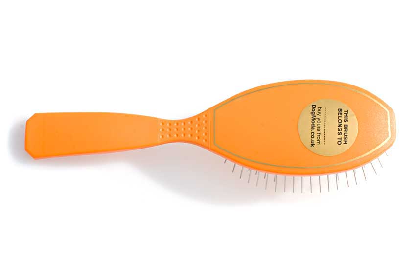 Orange Madan pin brush - medium