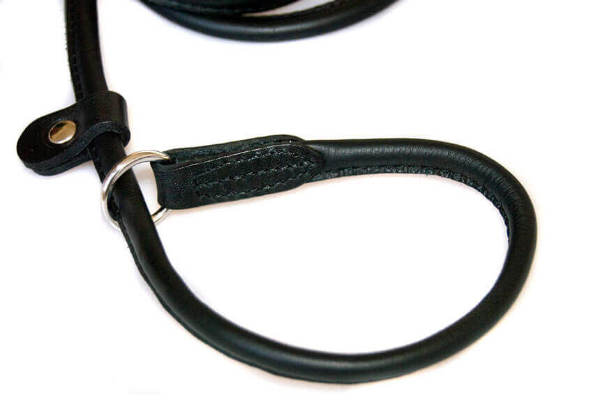High quality stitching and hardware on our rolled leather slip lead