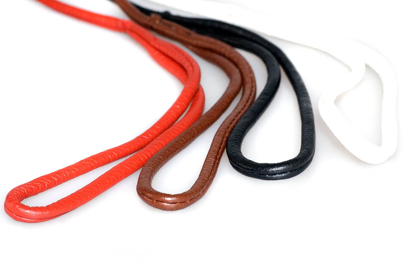 Premium dog show leads are available in red, brown, black and white